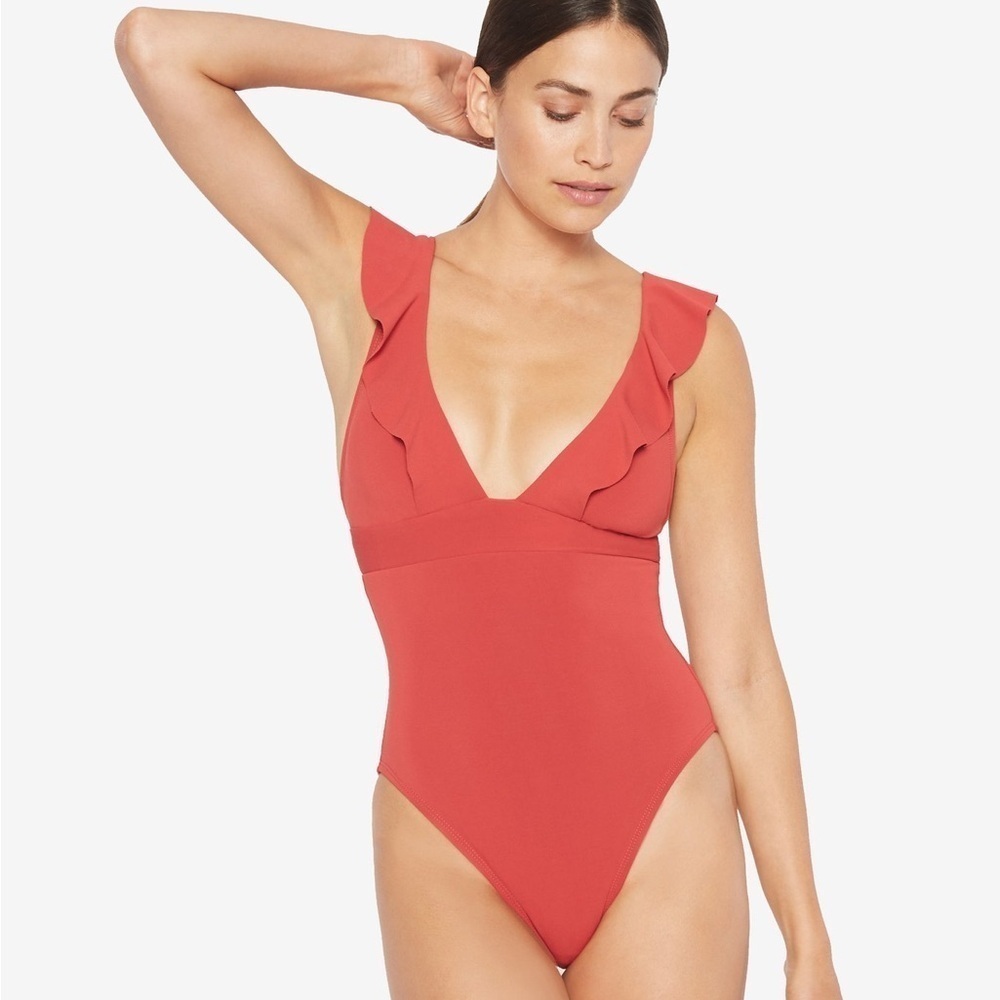 Robin Piccone Lina ruffled one piece swim suit Auburn size 10
